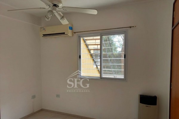 Departamento en Alquiler Anual en barrio Santa Rita 