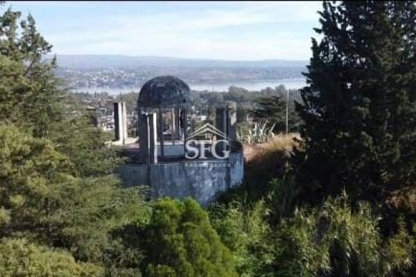 Complejo de Cabañas con gran lote zona privilegiada Villa Carlos Paz 