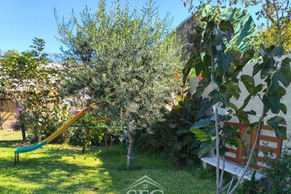 Venta Casa + 2 Deptos. zona B° Santa Rita, VCP 