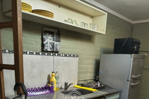 Venta Casa + 2 Deptos. zona B° Santa Rita, VCP 