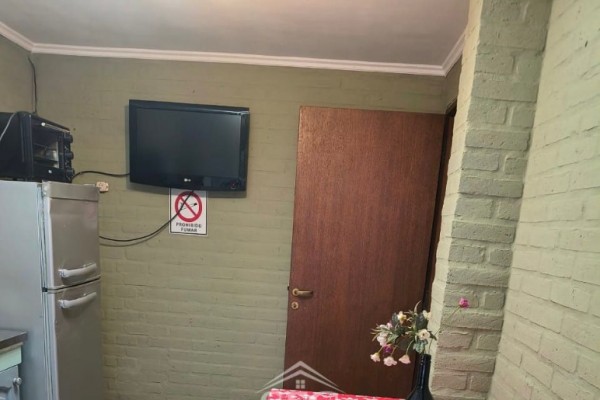 Venta Casa + 2 Deptos. zona B° Santa Rita, VCP 